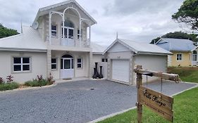 Caribbean Estates Villa Raiya- First Choice !!! 4 Bedrooms With Ensuite Bathrooms