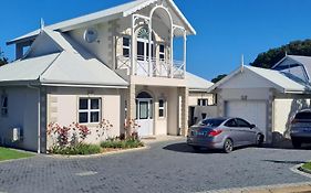 Caribbean Estates Villa Raiya- First Choice !!! 4 Bedrooms With Ensuite Bathrooms